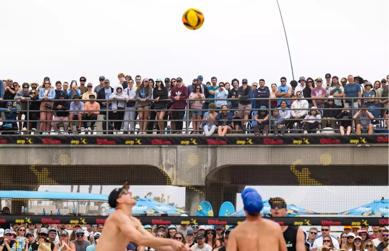 Beach volleyball brings out the best in Huntington Beach