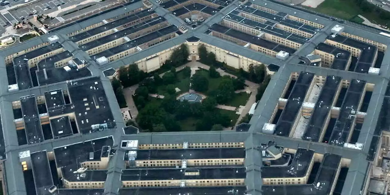 Une fausse image d'une explosion au Pentagone crée la polémique sur Twitter