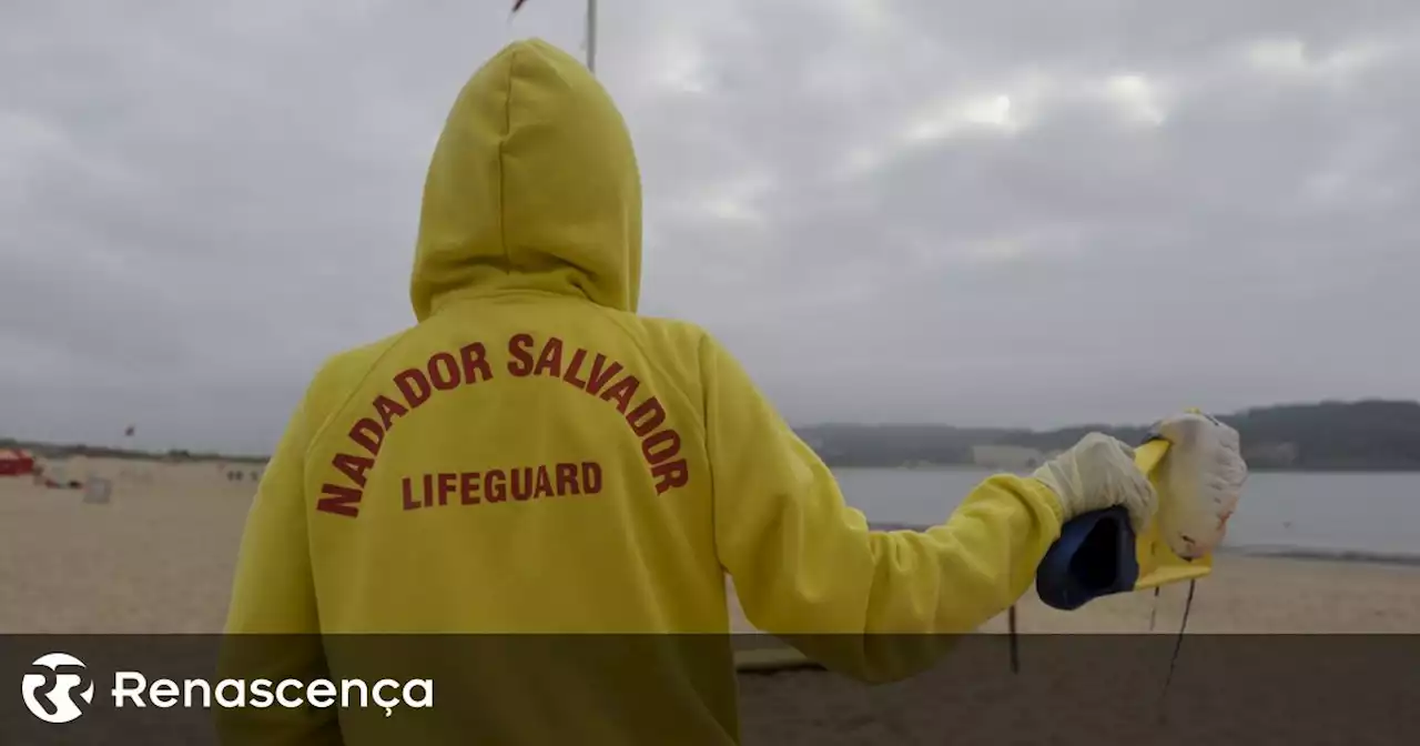 Municípios juntam-se ao ISN e pedem carreira profissional de nadador-salvador - Renascença