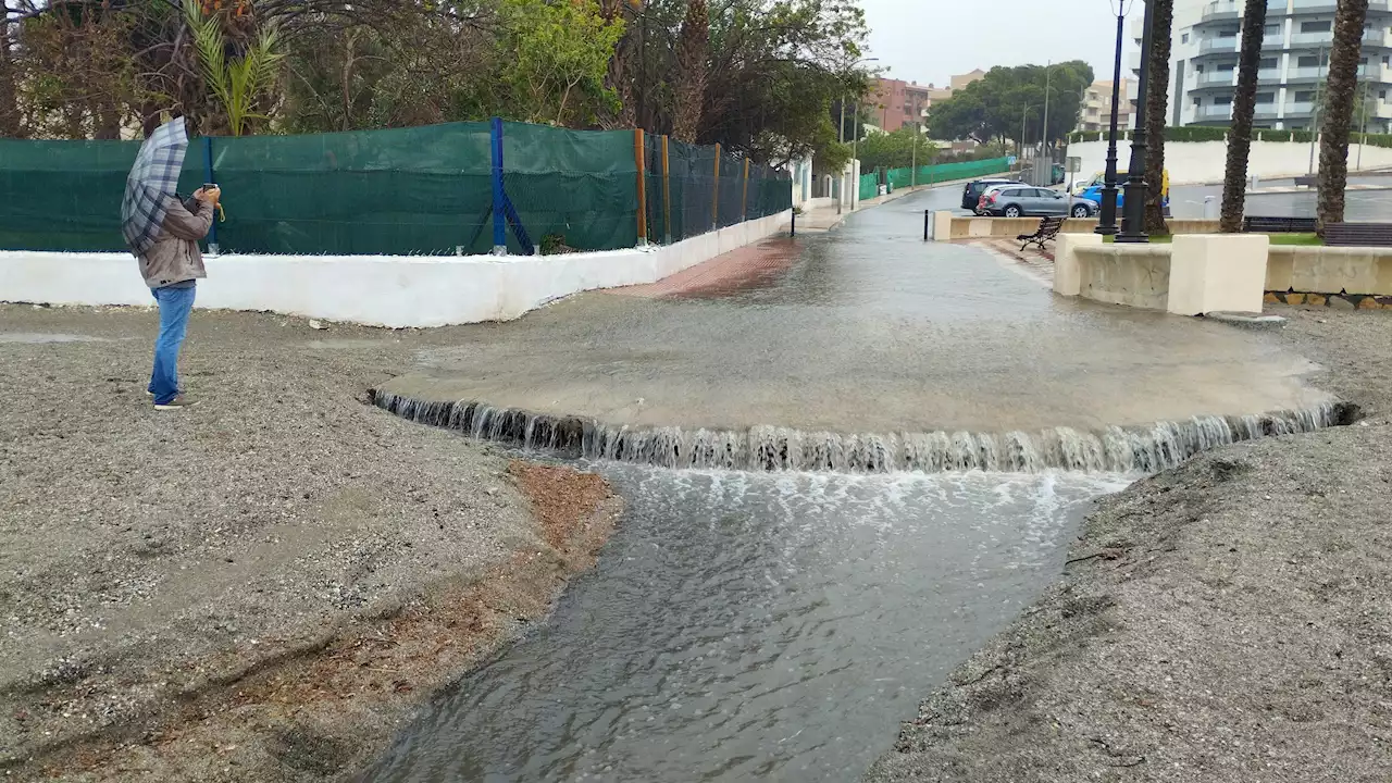 Suspenden las clases este martes en 14 municipios de Murcia y otros dos de Alicante