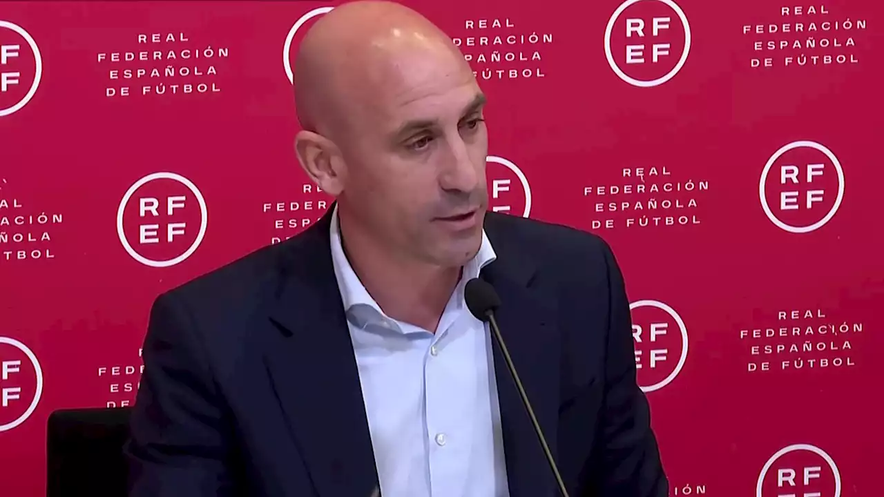 Rubiales: 'Aunque sea sólo un indeseable, es un problema que mancha a todo el fútbol español'