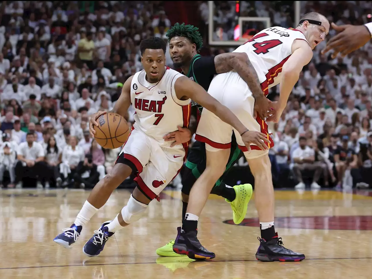 Heat on verge of final berth after demolishing Celtics