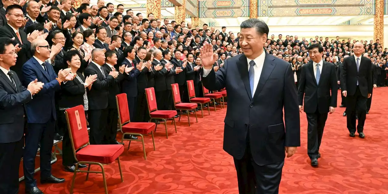 China’s Xi Mimics Mao’s Crisis Response in Sweeping Indoctrination Drive