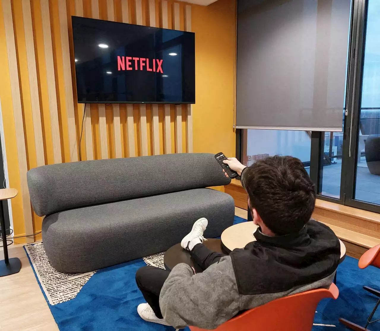 Netflix annonce un supplément de presque 6 euros pour partager son compte