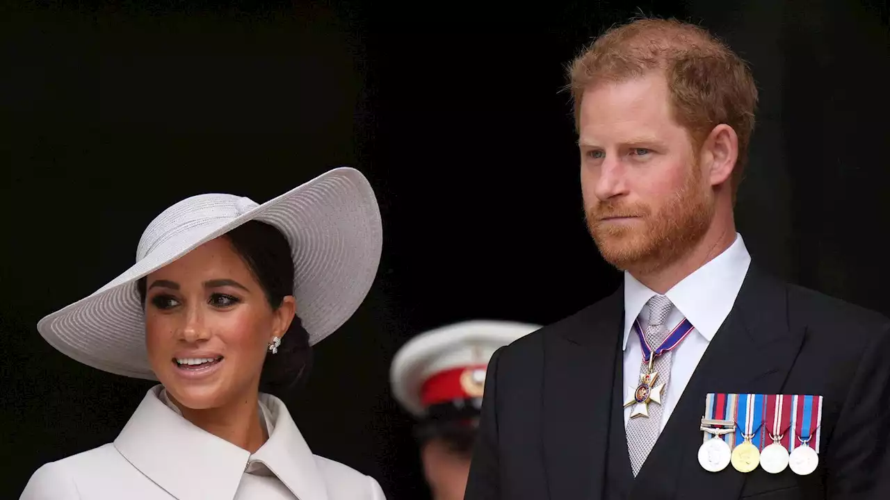 Meghan et Harry : après leur annonce dramatique, la famille royale ne bouge pas même le petit doigt