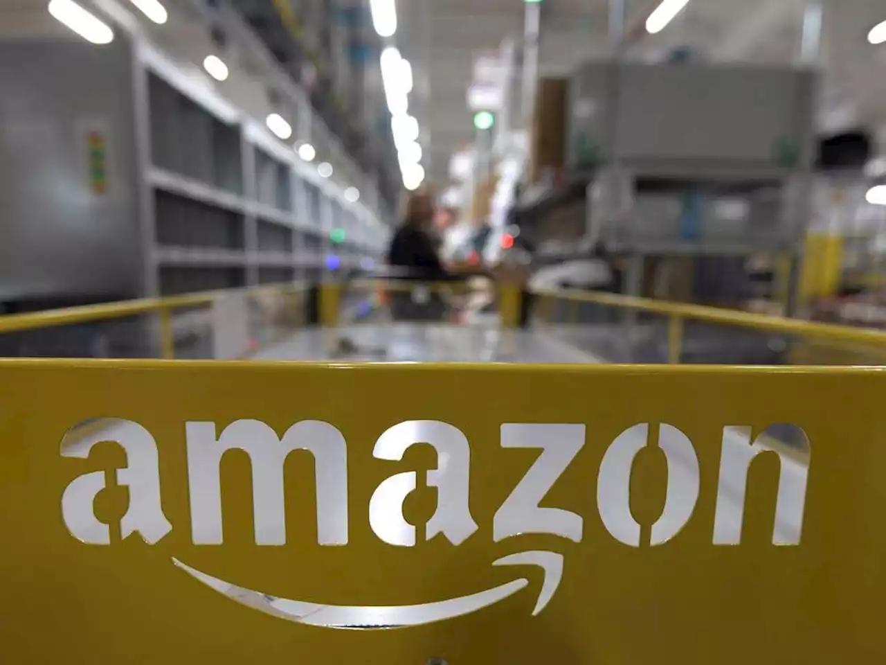 Amazon CEO's anti-union comments broke law, labour board alleges