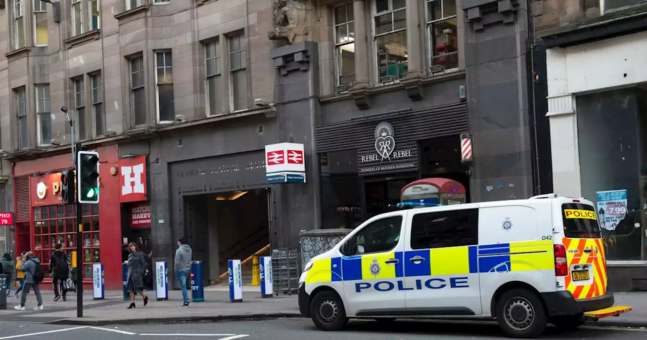 Glasgow man stabbed with 'huge knife' collapsed in Central Station