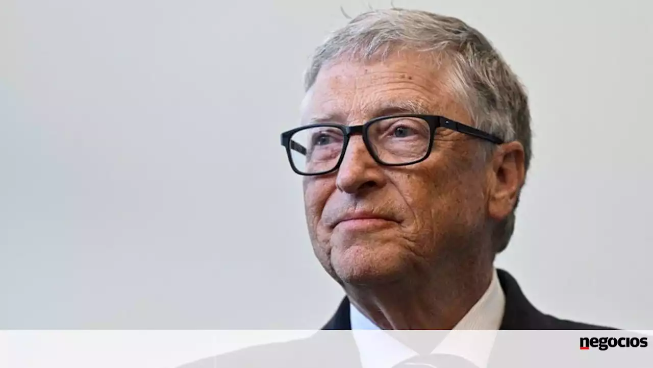 Bill Gates prevê que IA levará ao fim dos motores de busca ou lojas 'online'