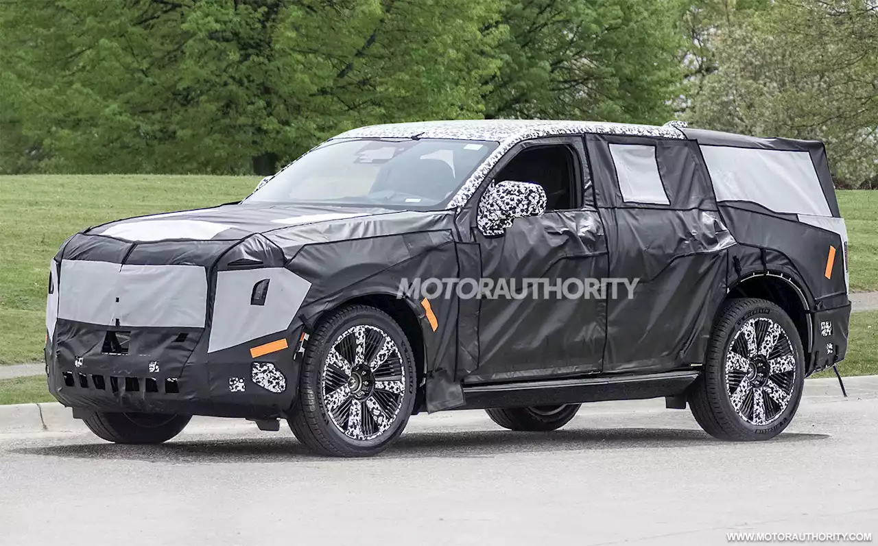 2025 Cadillac Escalade IQ spy shots