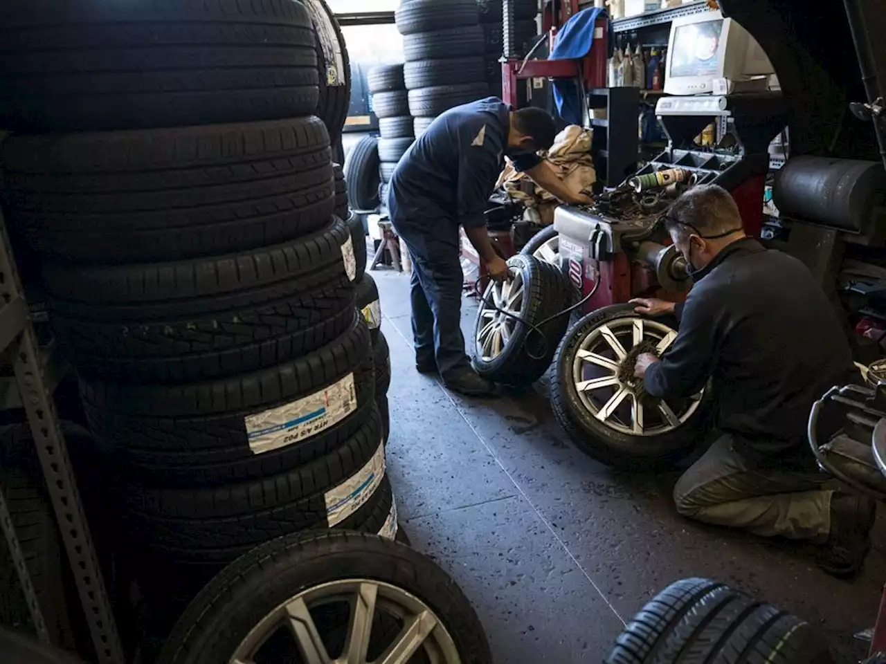 Robots have moved into tire-swap bays amid labour shortages