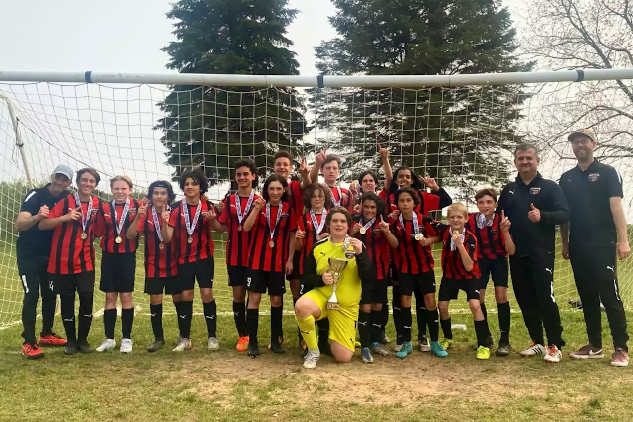 Sault soccer team wins gold, beats Michigan squad in Traverse City