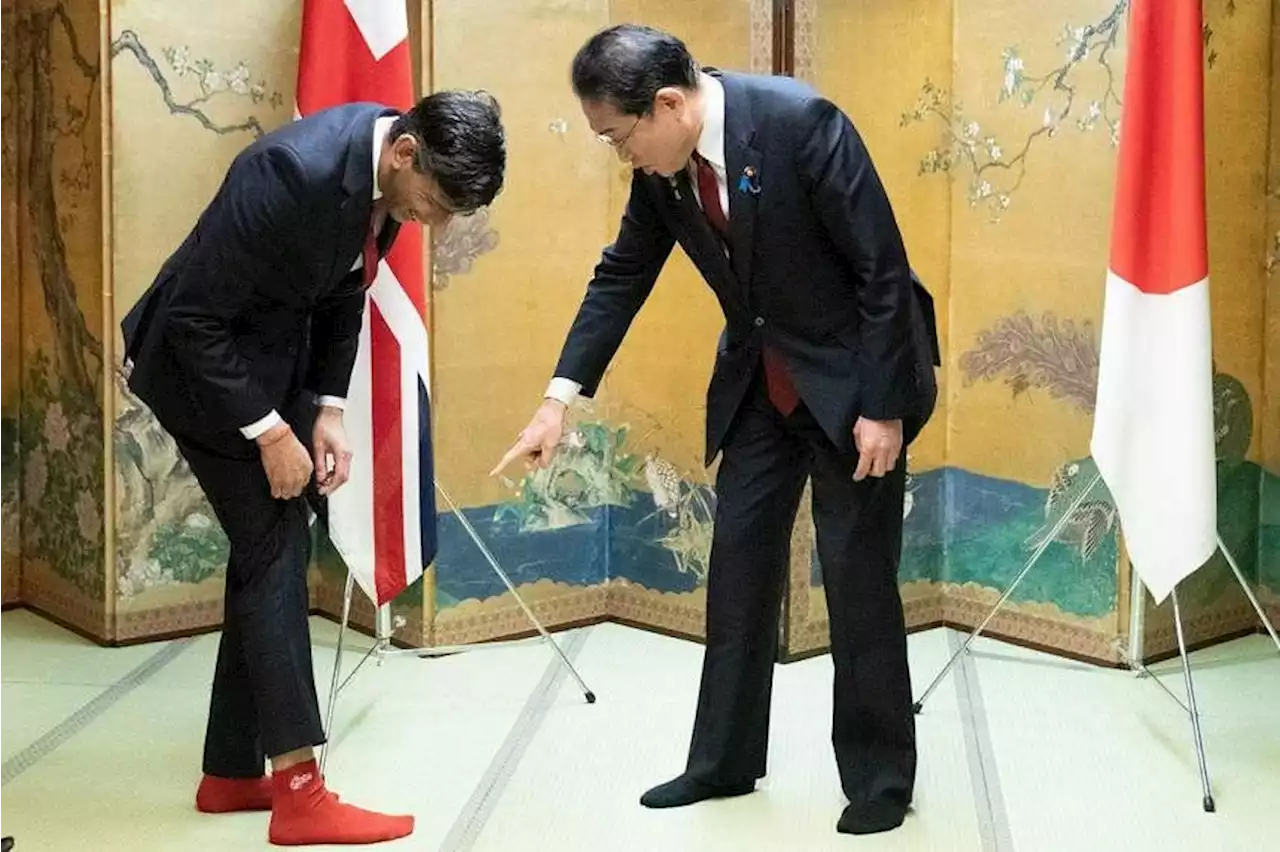 British Prime Minister Sunak sparks a run on socks in Hiroshima