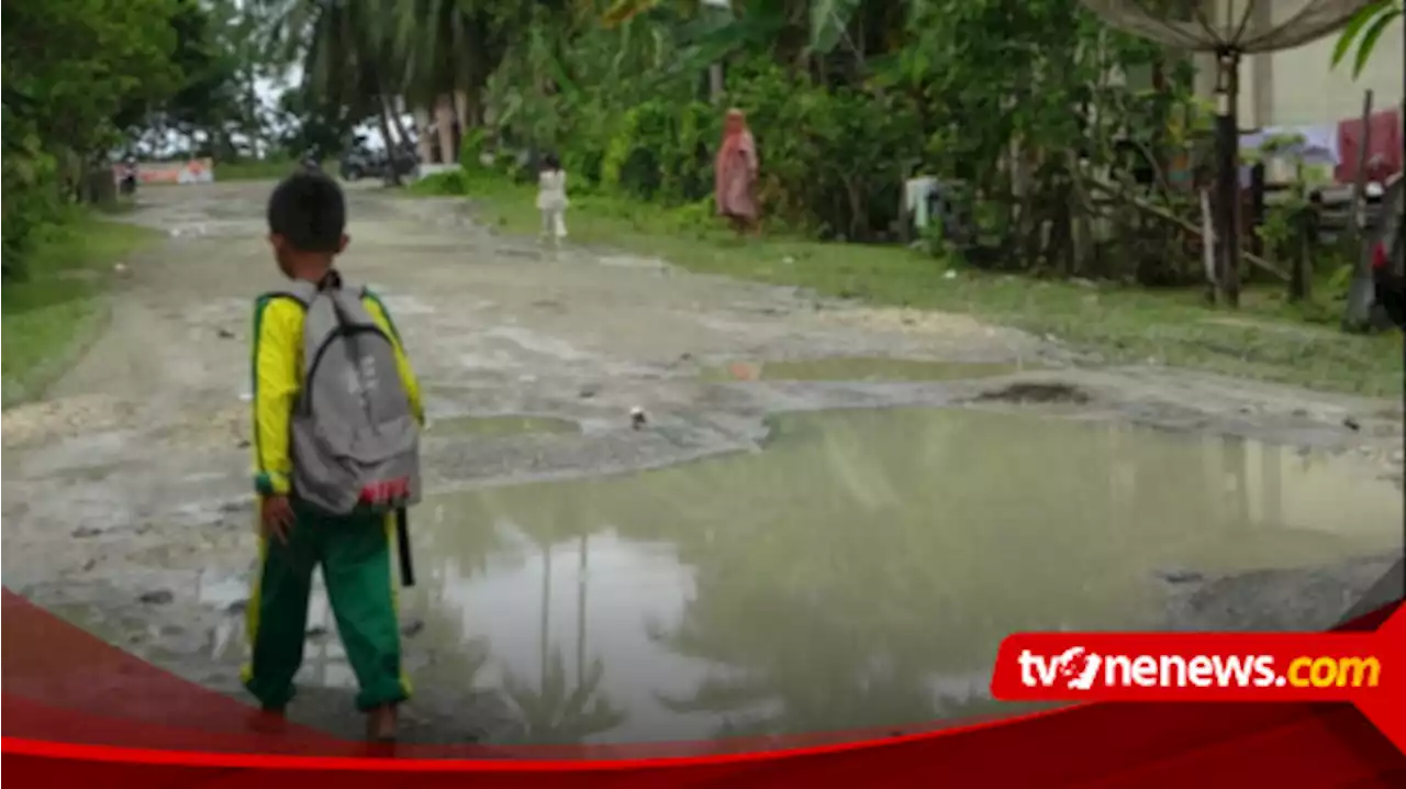 Jalan Lingkar Pulau Simeulue Aceh Rusak Parah Selama 10 Tahun, Ancam Kesehatan dan Tingkatkan Kecelakaan