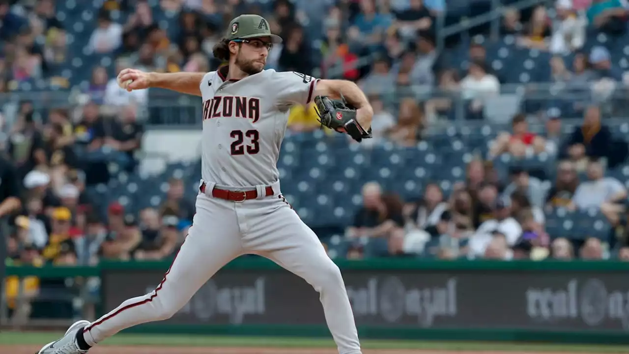 Diamondbacks vs. Phillies game updates, notes: Torey Lovullo trying to monitor reliever workloads