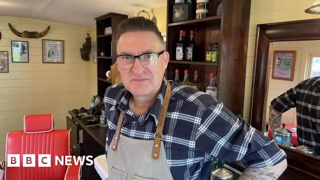 Swadlincote ex-builder opens barber shop in back garden