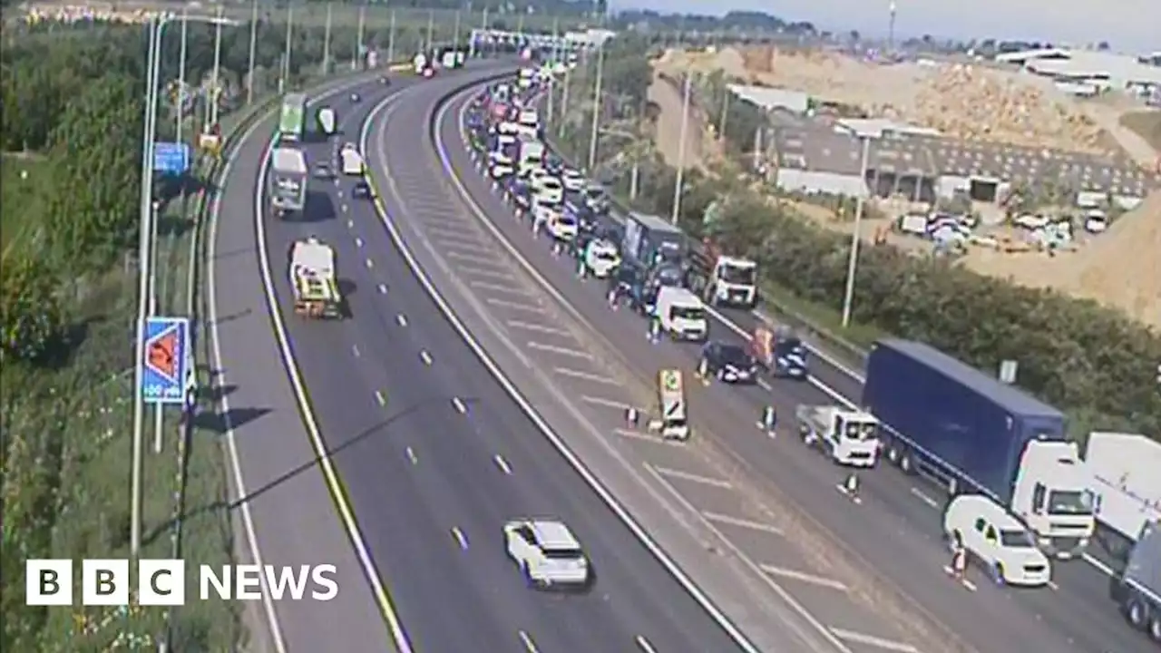 M62 crash: Longs delays eastbound after lorry and truck collide