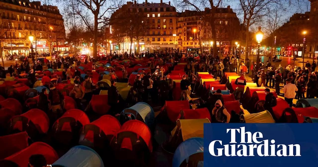 Anger over plan to persuade homeless people to leave Paris before Olympics