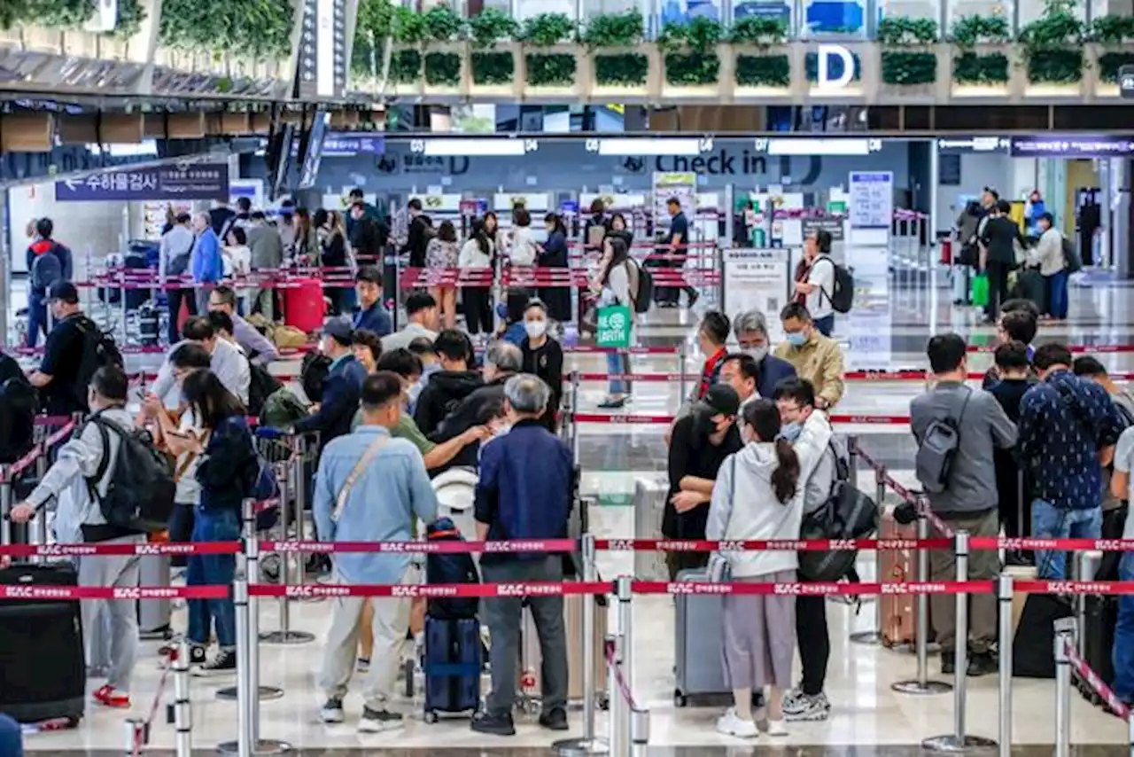 김포공항 국내선 70편 지연...수학여행 가방 속 스프레이 때문?