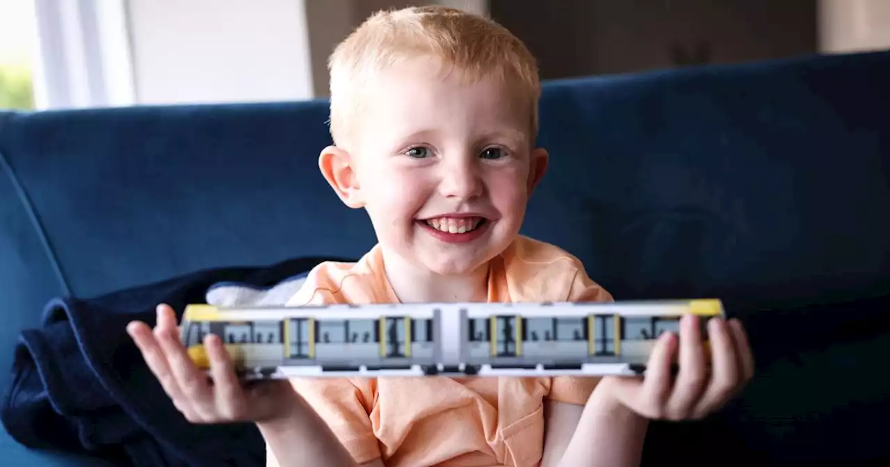 Metrolink makes four-year-old boy's day with surprise gifts