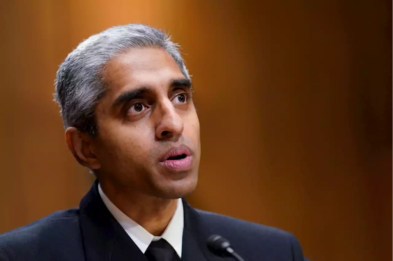 Surgeon general: Social media presents ‘profound risk’ for kids