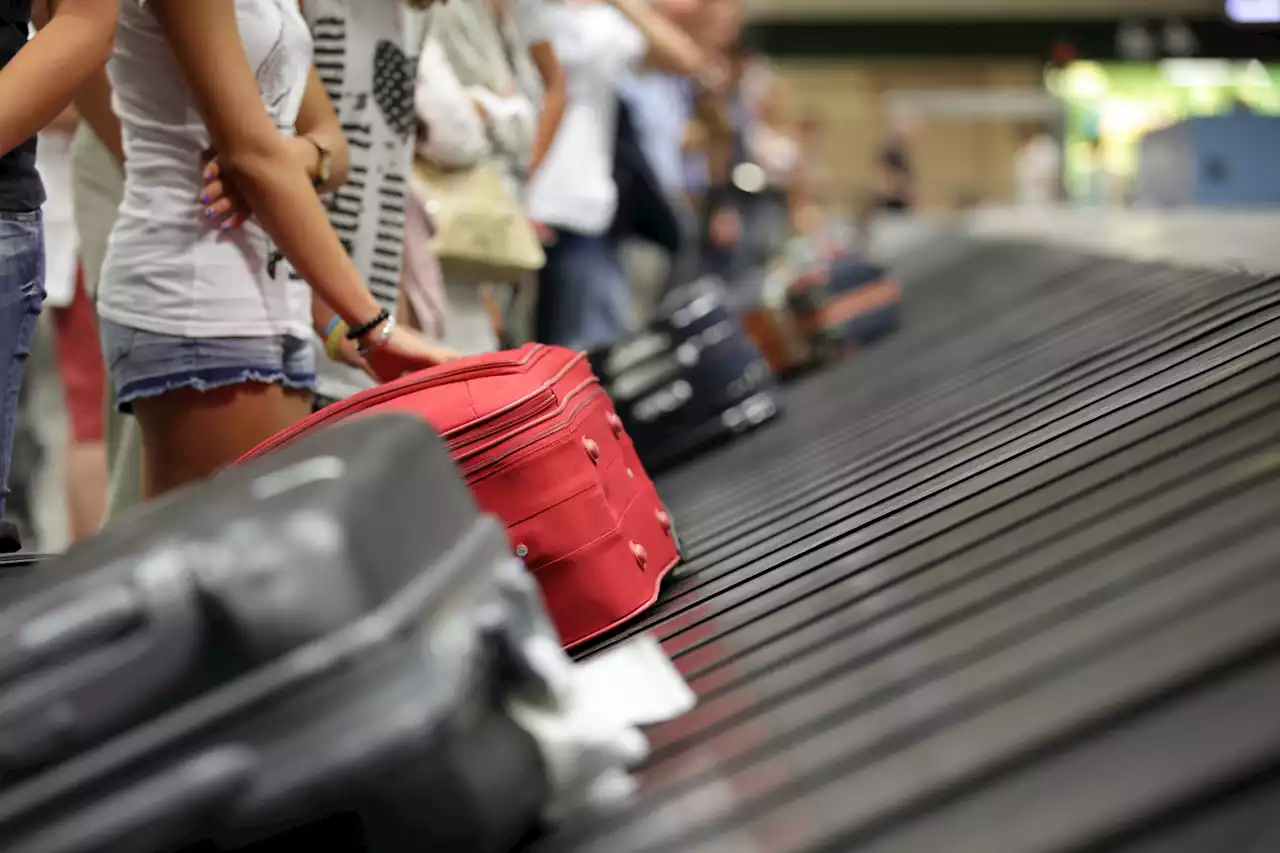 Passenger reveals why you shouldn't ever fly with soft luggage