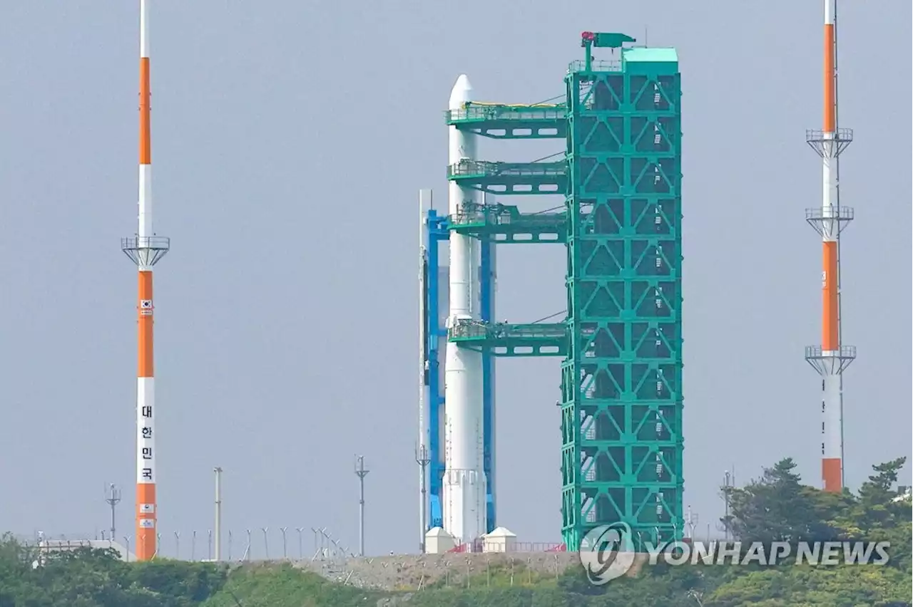 누리호 밤샘 점검… 내일 오전중 발사 가능 여부 결정(종합) | 연합뉴스