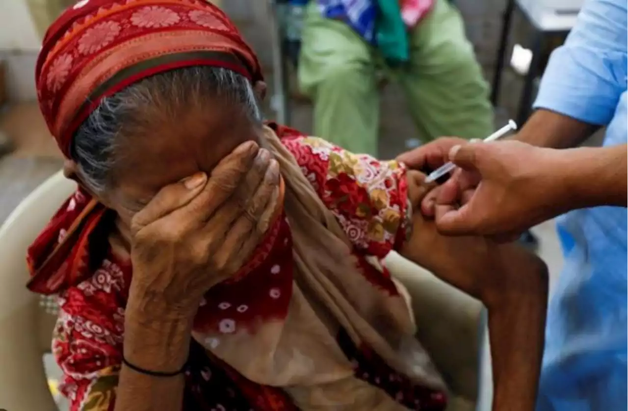 Covid daily tests, infections up in Pakistan