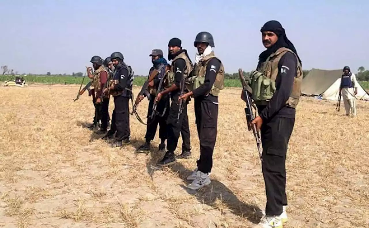 Two dacoits killed in Sialkot police encounter