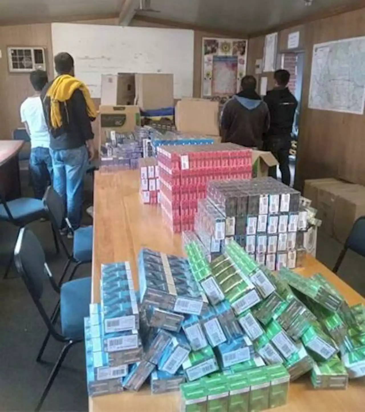 R200 000 worth illicit cigarettes confiscated, four men arrested | Boksburg Advertiser