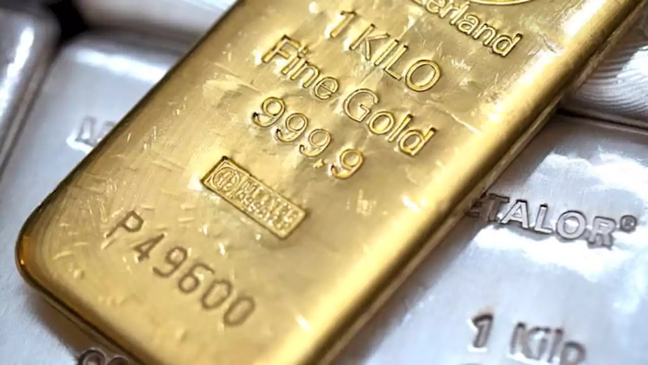 Gold range-bound on firmer dollar, U.S. debt limit uncertainty