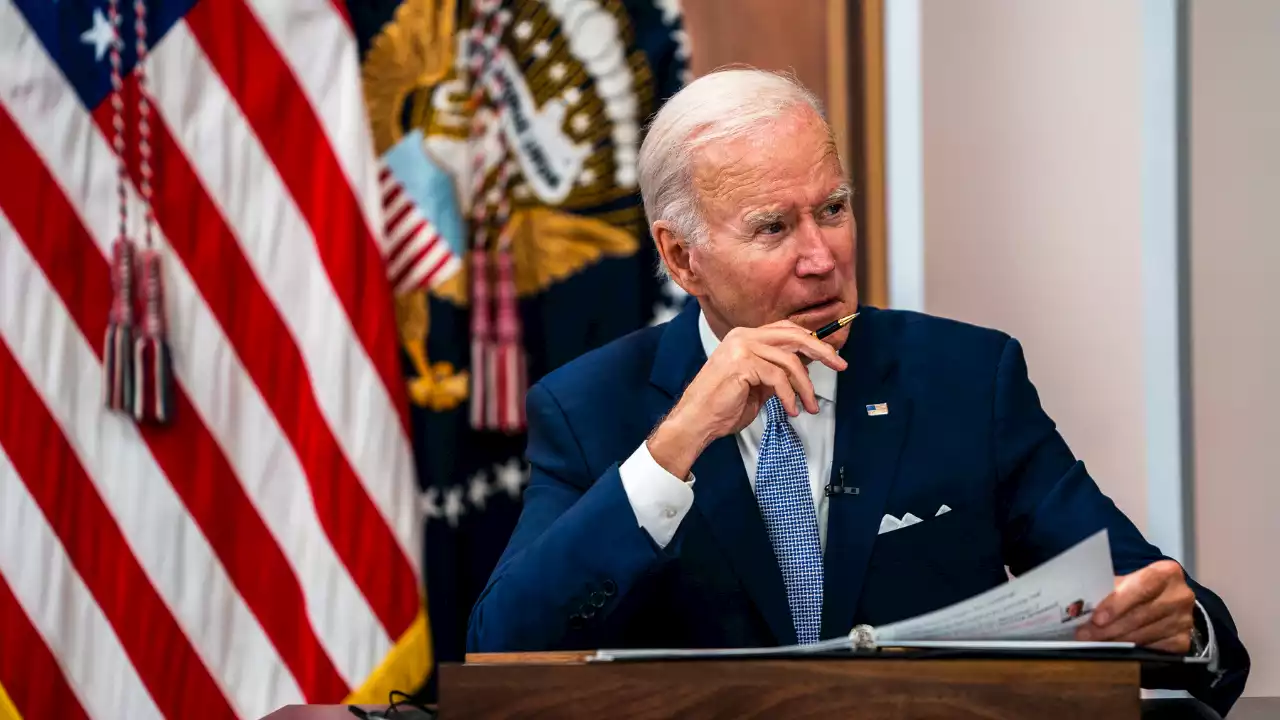 Democrats demanding President Biden be more aggressive in debt limit talks: Voters 'pulling their hair out'