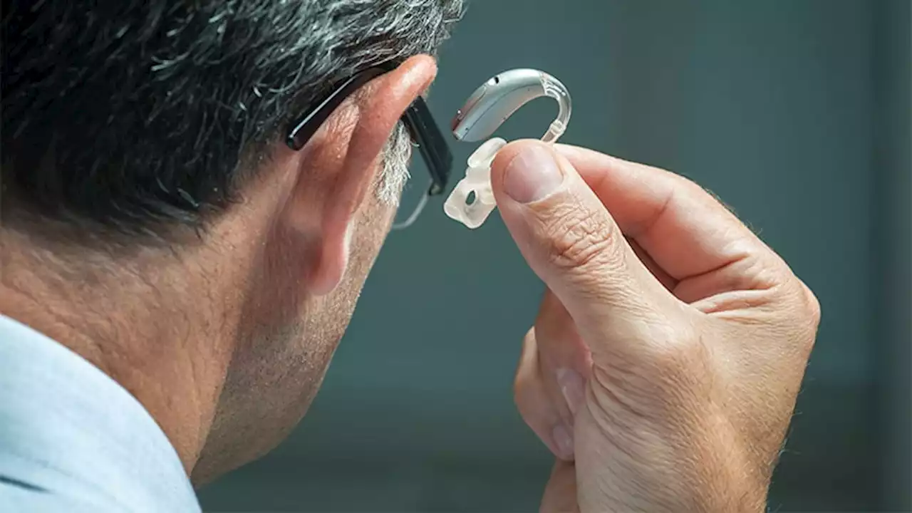 Hearing Aids a 'Powerful' Tool for Reducing Dementia Risk