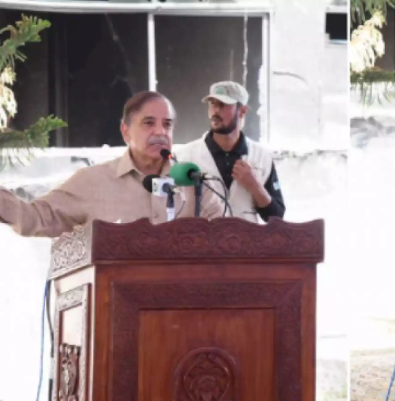دشمن جو سوچ بھی نہ سکا اپنوں نے وہ کام کیا: وزیراعظم شہباز شریف