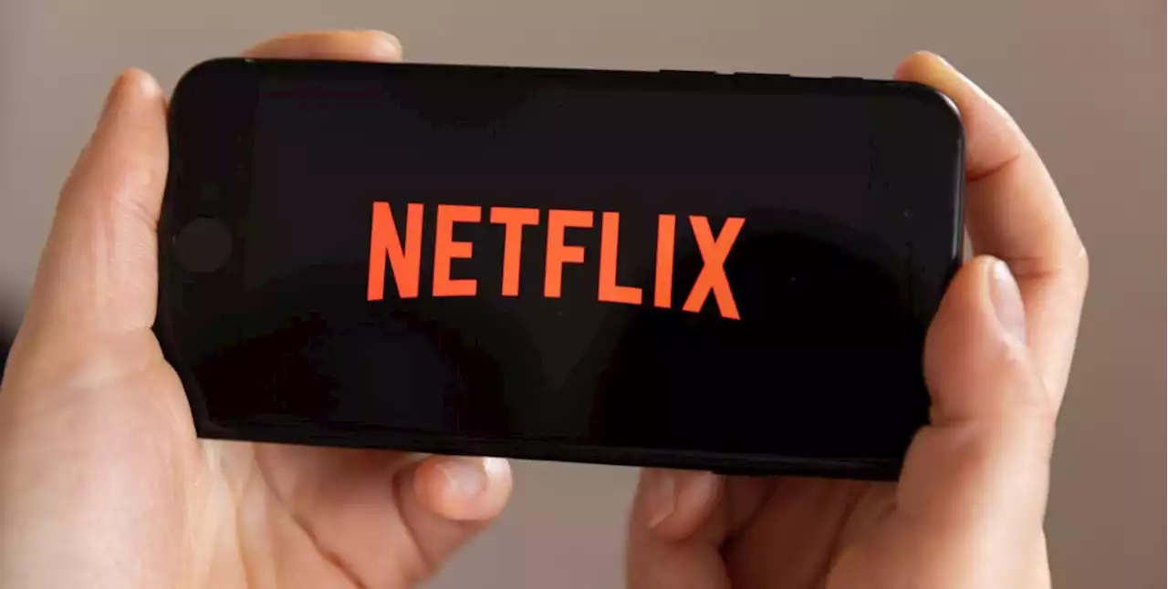 Netflix Has Issued a Warning That a Password Sharing Crackdown Is Coming Soon