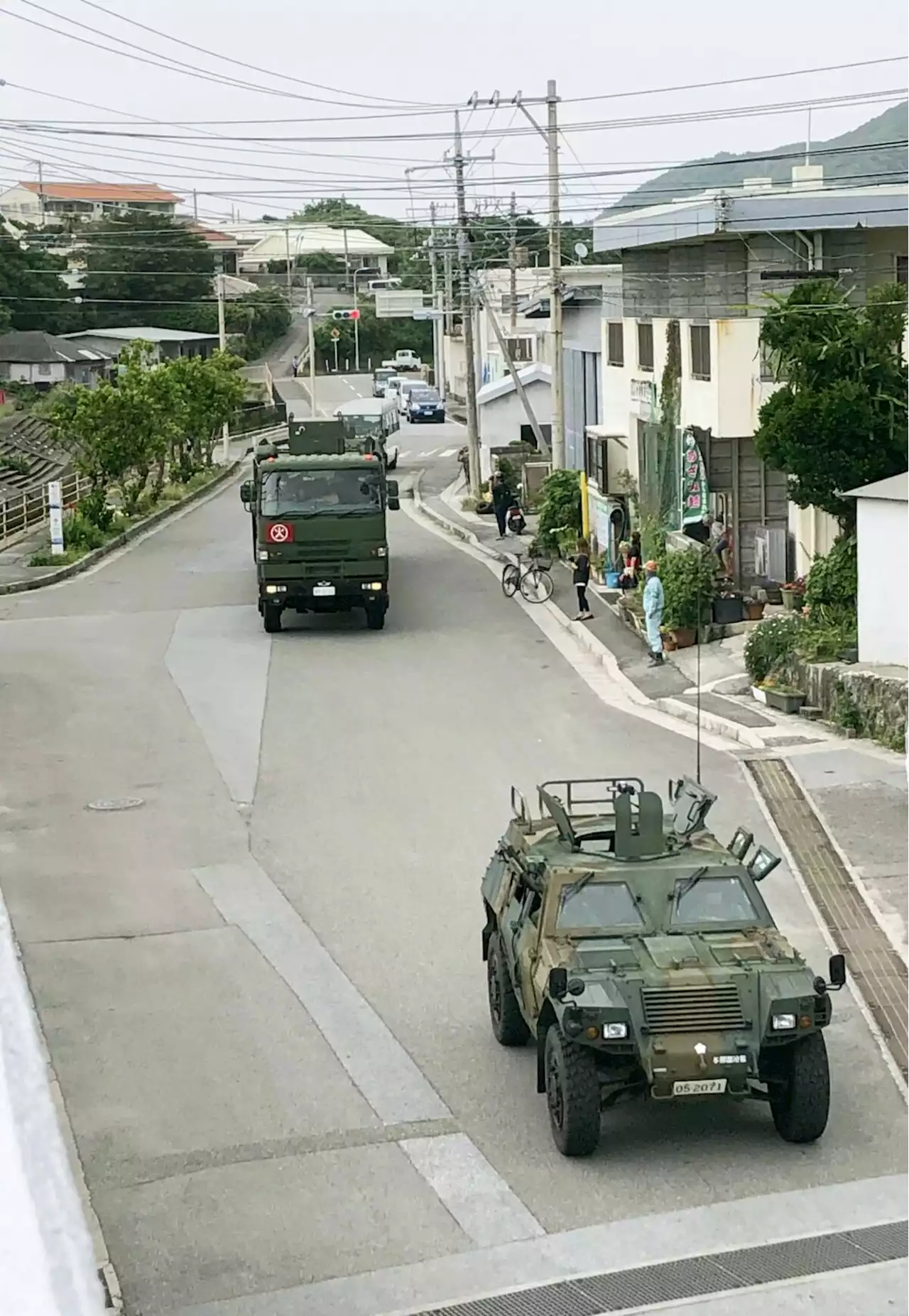 人口6000人台から2000人を割った国境の島 2割が自衛隊員に 町民の合意形成 ゆがむ懸念 | 沖縄タイムス＋プラス プレミアム | 沖縄タイムス＋プラス