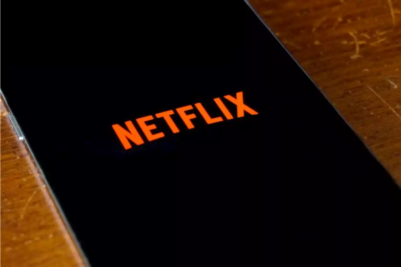 Procon notifica Netflix por polêmica com cobrança adicional | Tela Plana