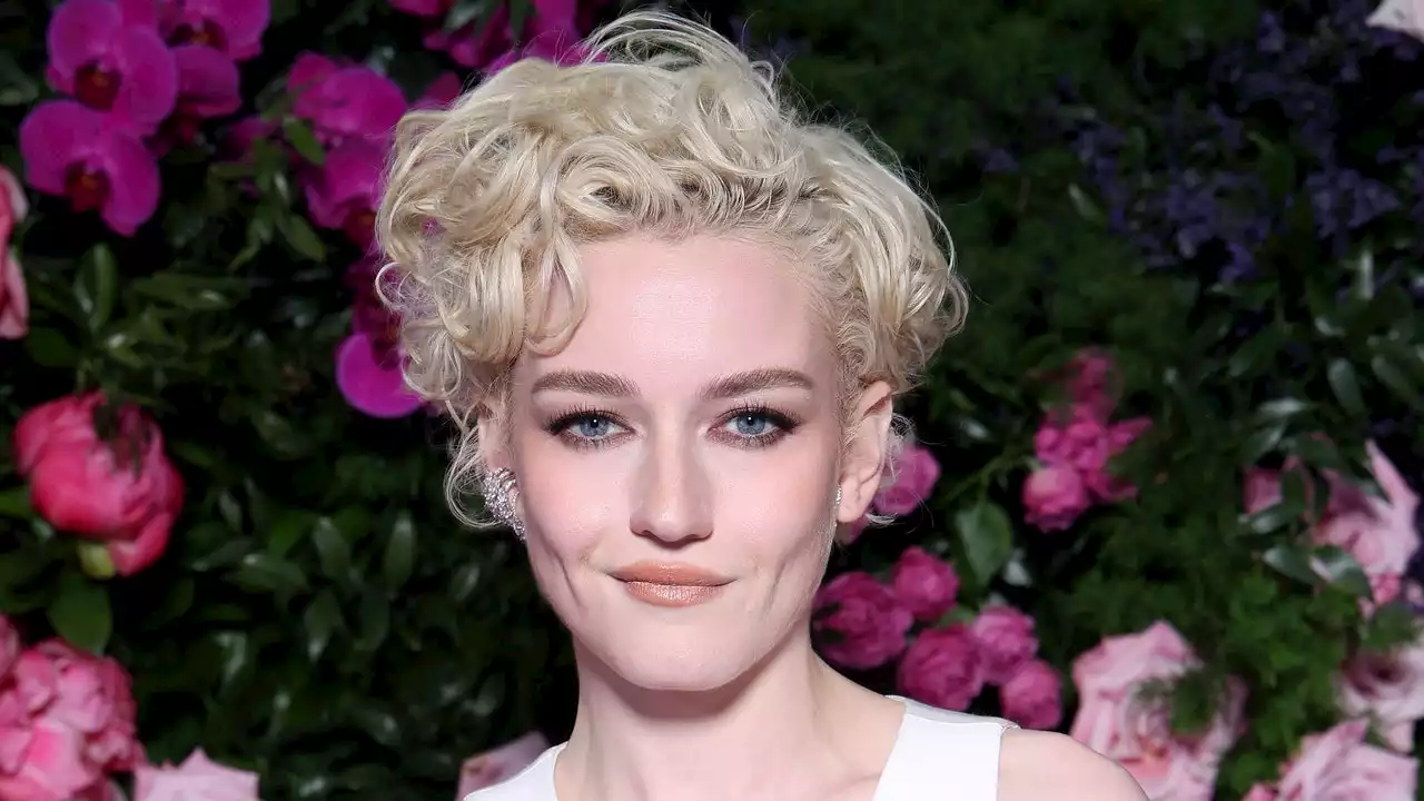 Julia Garner Is Giving '90s Princess Diana With Her Short, Straightened Cannes Hairstyle