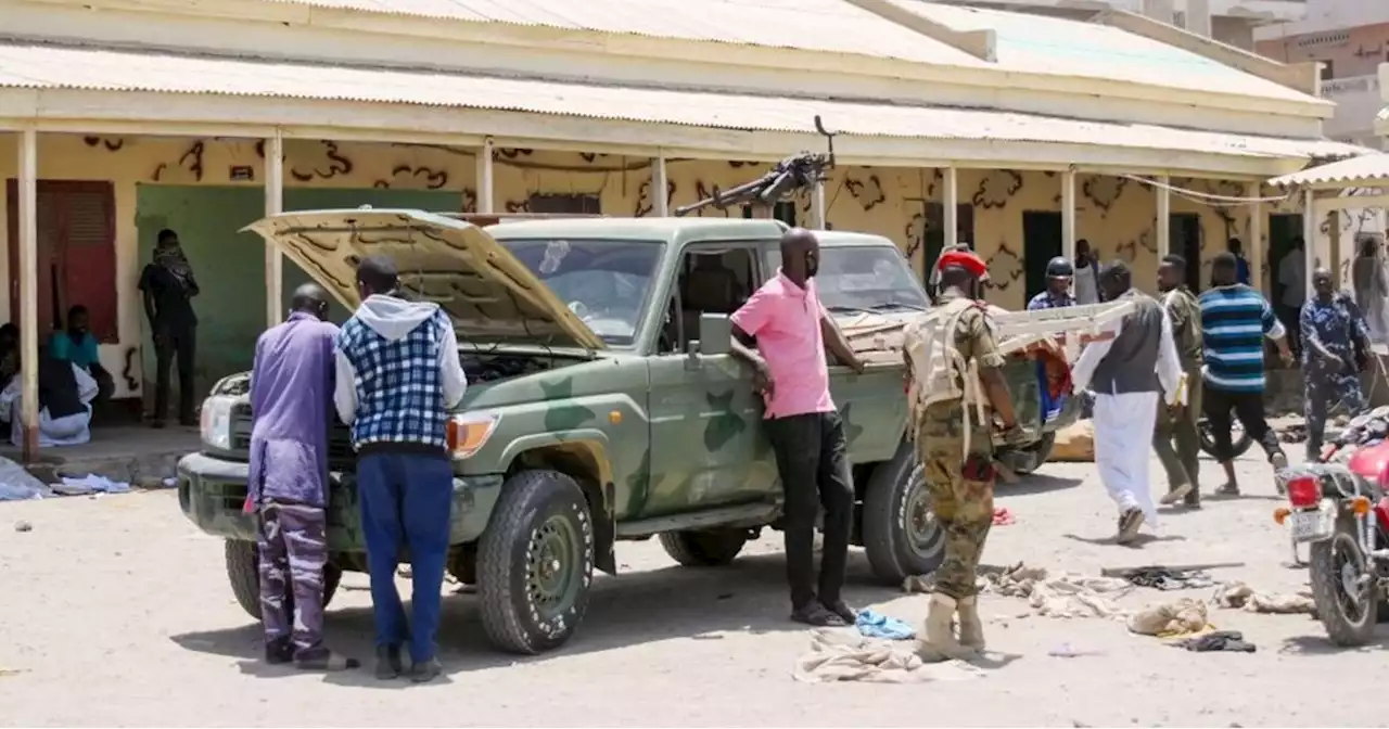 انتهاكات جنسية وسرقة.. هذا ما يعاني منه العالقون في السودان - عربي21