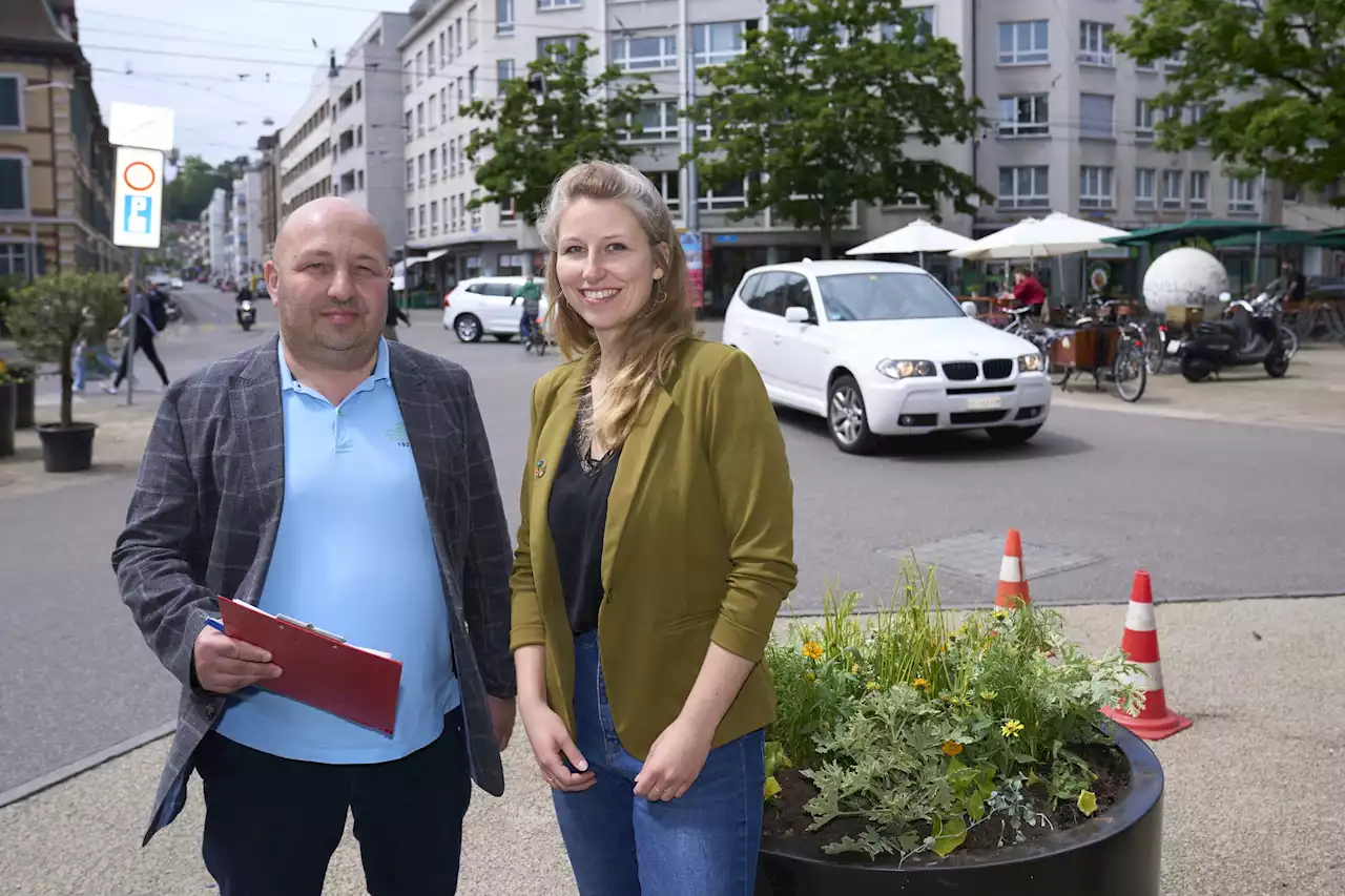 Gundelianer und ihr «Dorfplatz» – Nun wollen sie Autos am Tellplatz mit Pollern fernhalten