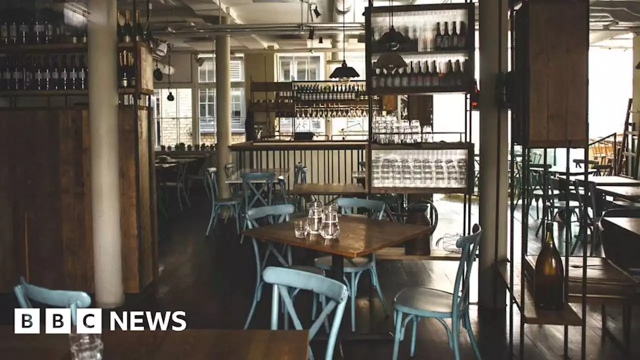 London still losing pubs and restaurants post-pandemic - research