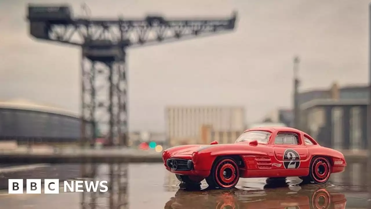 Dad completes 1,000 days of toy car photos around the UK