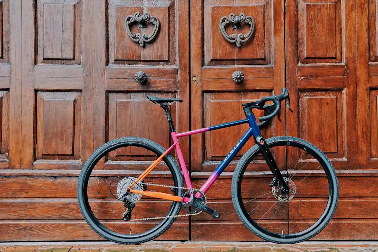 Titici Sessanta Steel Strada Road & Sterrato Gravel Bikes, Handmade in Italy for 60 years