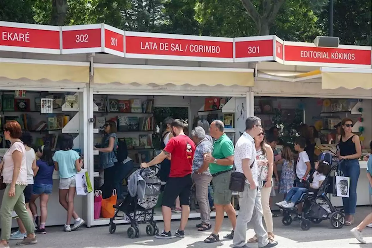 Arranca la Feria del Libro de Madrid 2023 con casi 400 casetas y más de 5.000 firmas