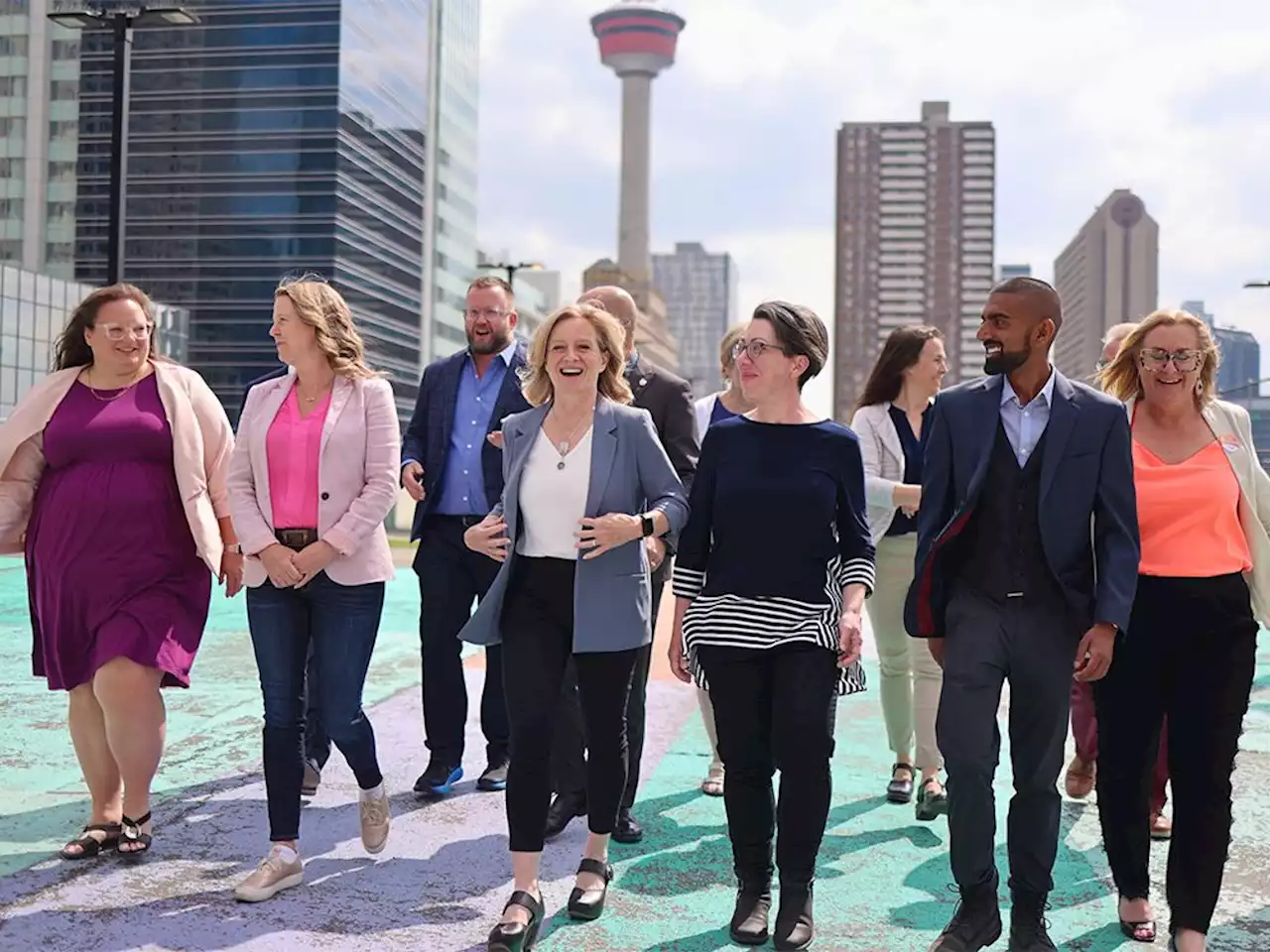 Braid: Poll says NDP is ahead in crucial parts of Calgary but still struggling to win