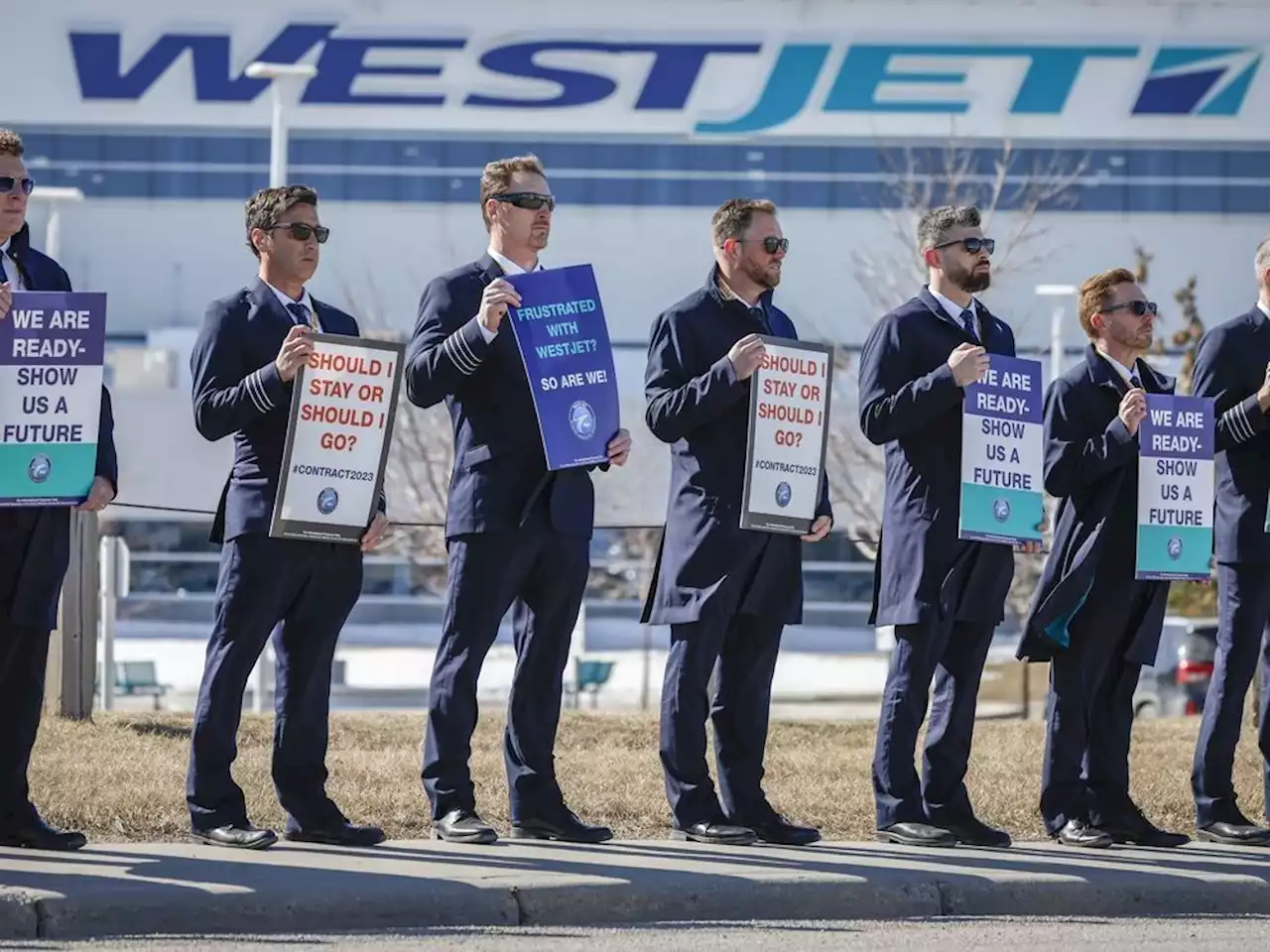 WestJet pilots deal grants 24% pay raise over four years