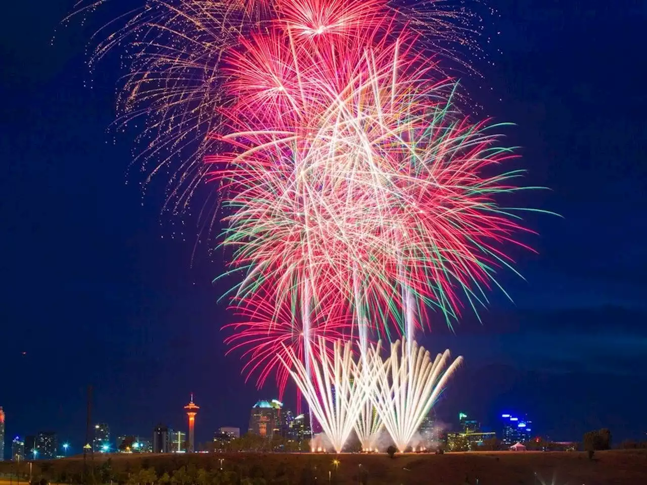 Canada Day fireworks back on after Calgary city hall reverses course