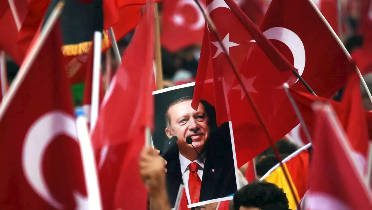 (S+) Ece Temelkuran über Türkei-Wahl: «Das System Erdoğan wird implodieren«