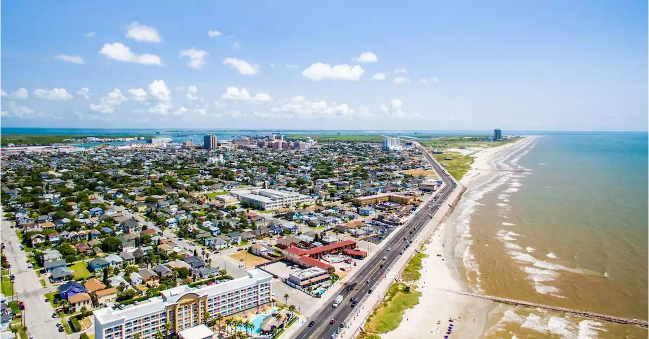 How to Spend 24 Hours Eating and Drinking in Galveston