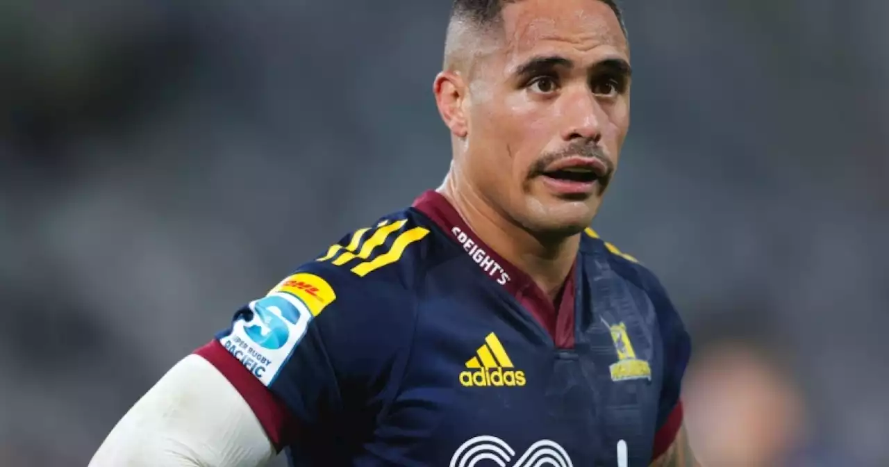 Emotional send-off for Aaron Smith in final Highlanders home game