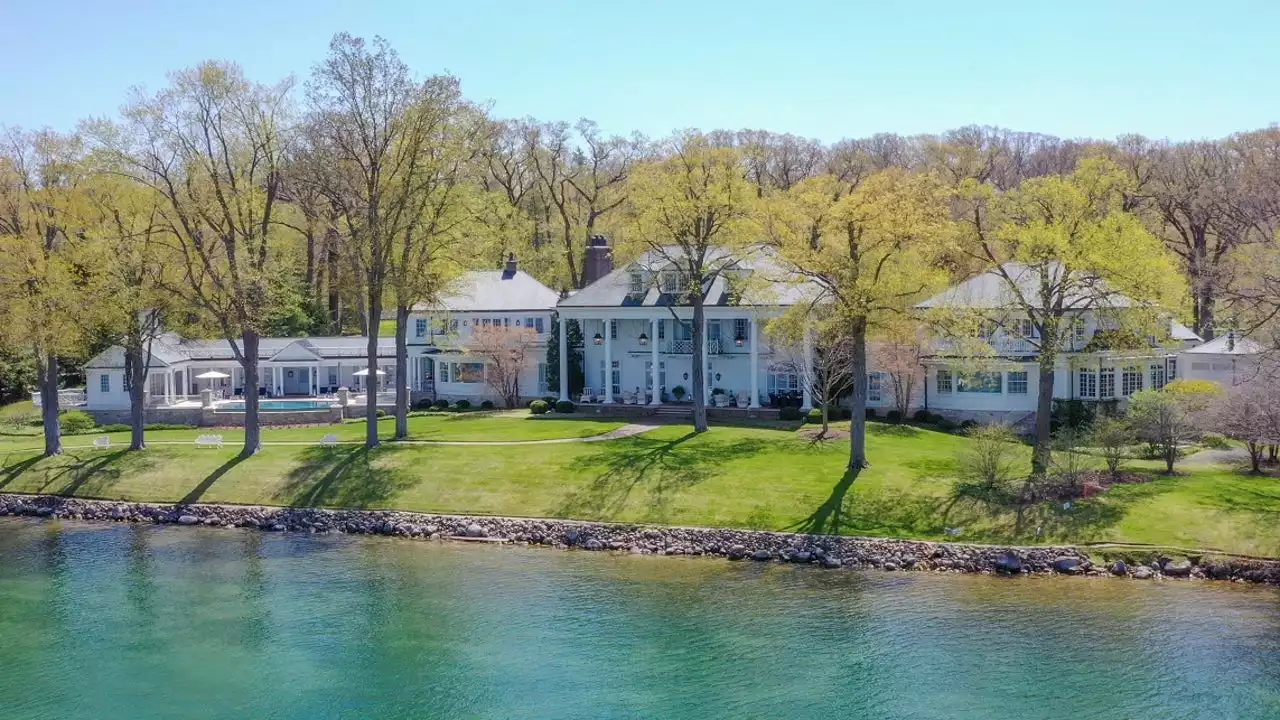 Historic Lake Geneva estate, once owned by Chicago hotelier, hits the market for $35M